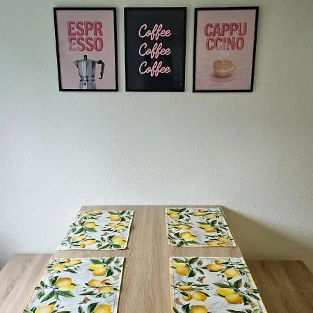 Moenchshof Апартаменты *